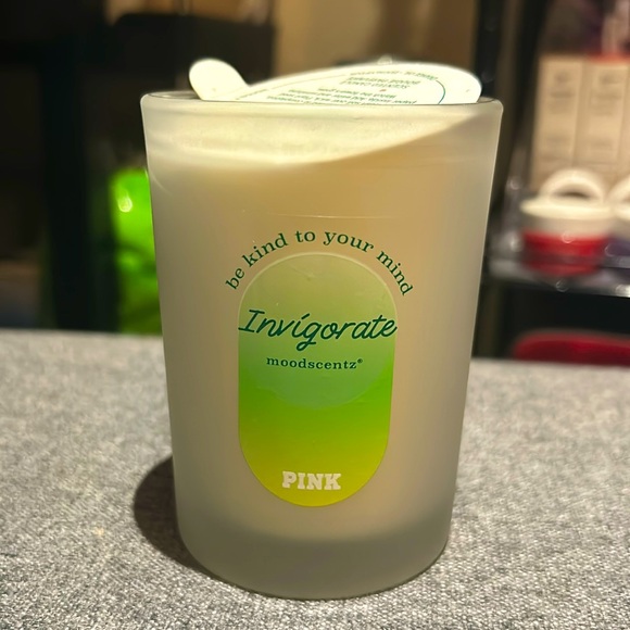 Victoria’s Secret PINK Invigorate moodscentz single wick candle - Picture 1 of 2